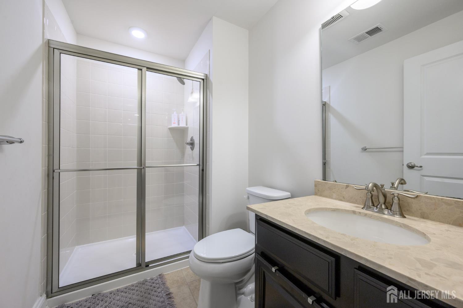 Allentown, New Jersey, 08501, United States, 4 Bedrooms Bedrooms, ,5 BathroomsBathrooms,Residential,Active,2025204