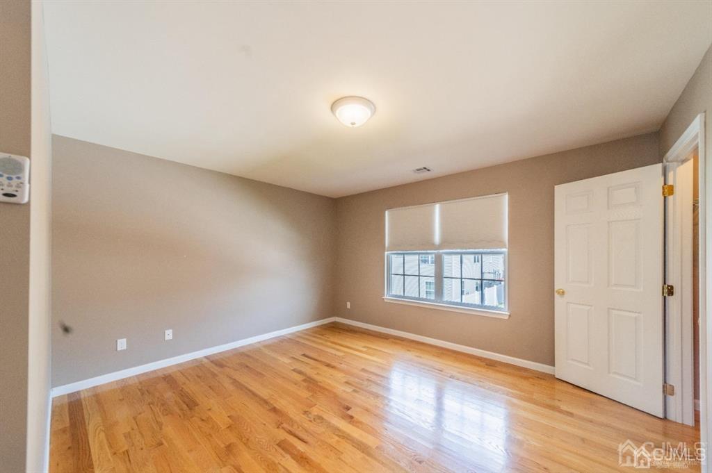 58 S Whittier Street, Carteret, New Jersey image 17