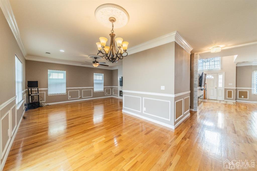 58 S Whittier Street, Carteret, New Jersey image 3