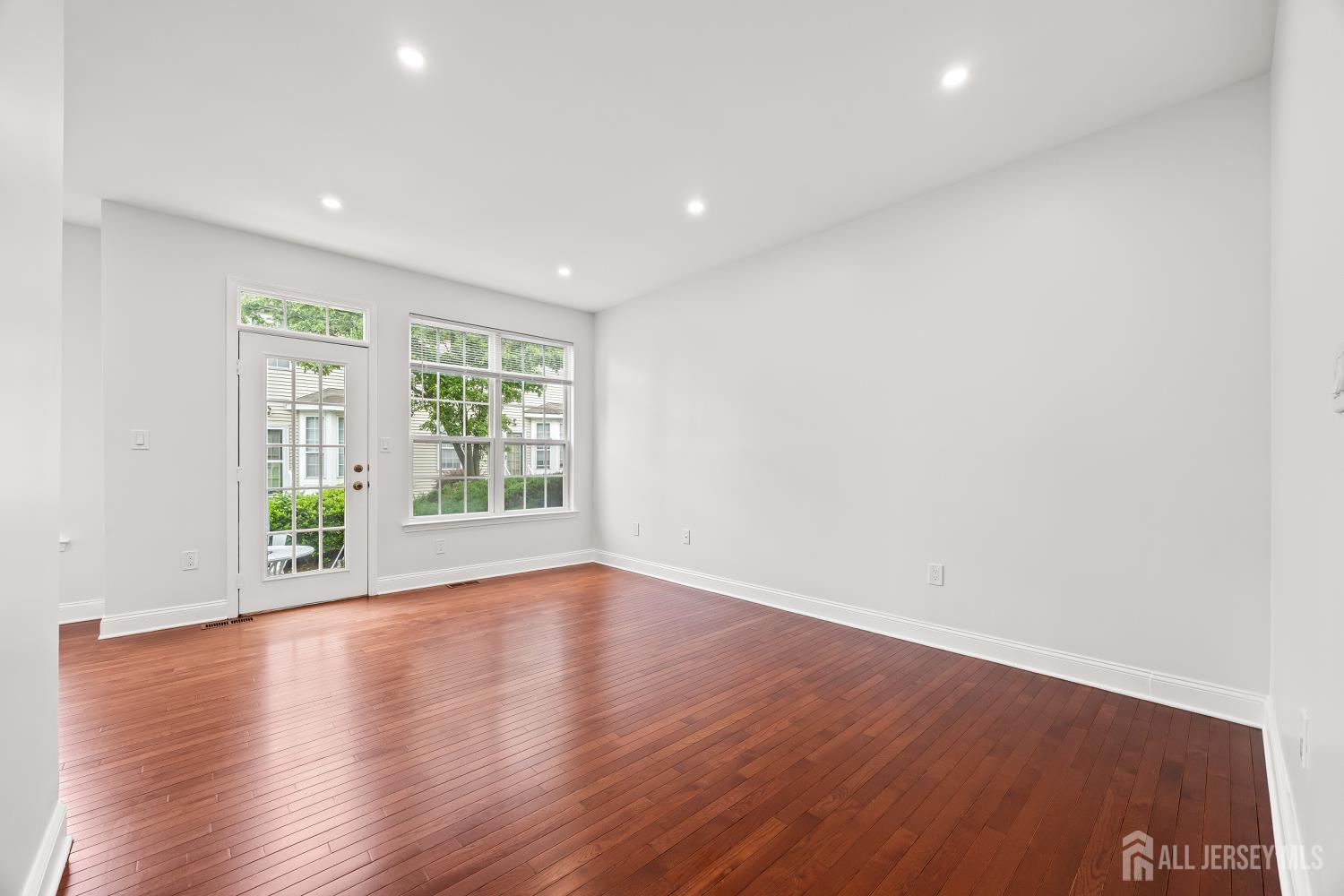 19 Grossweiler Lane, Parlin, New Jersey image 10