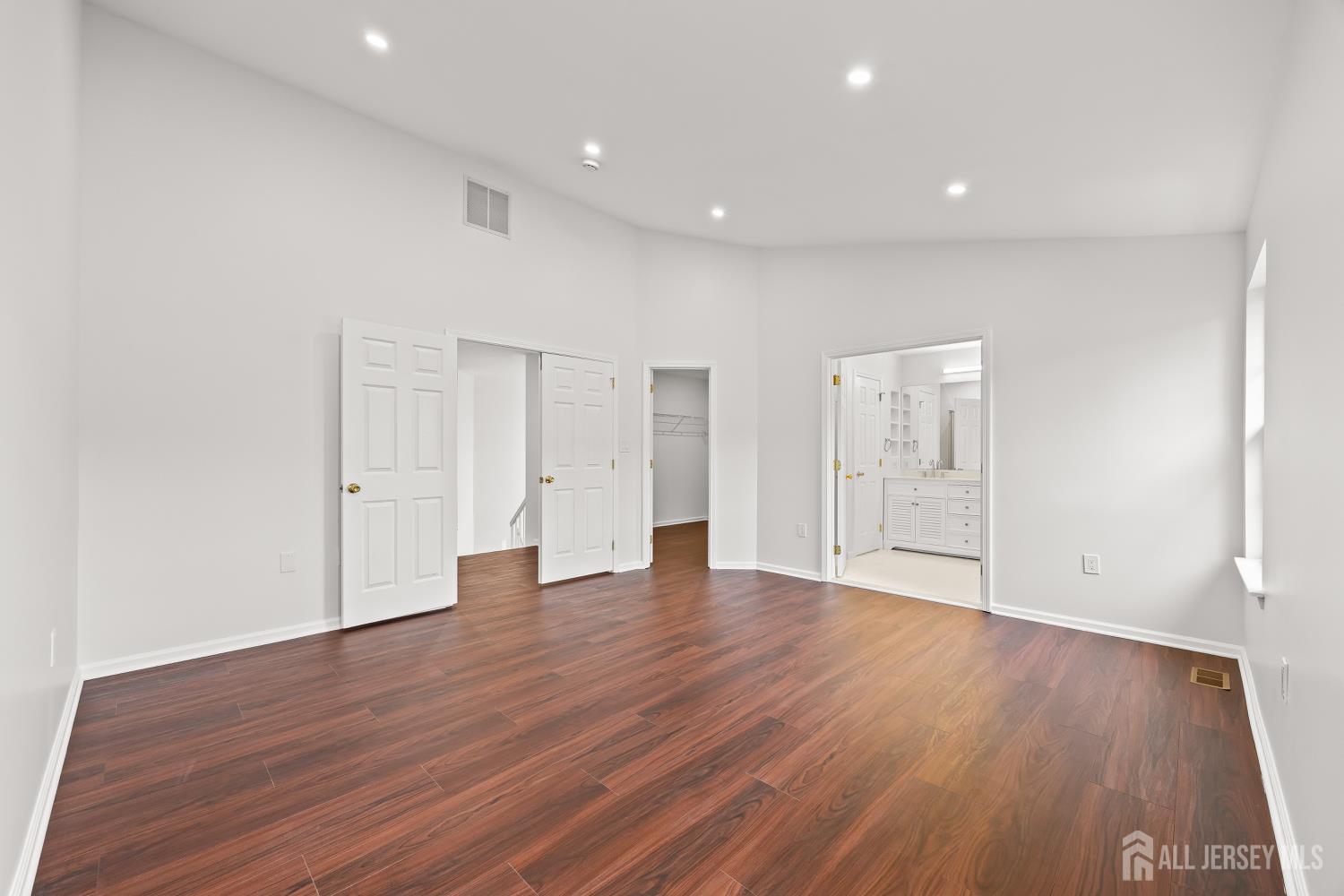 19 Grossweiler Lane, Parlin, New Jersey image 13
