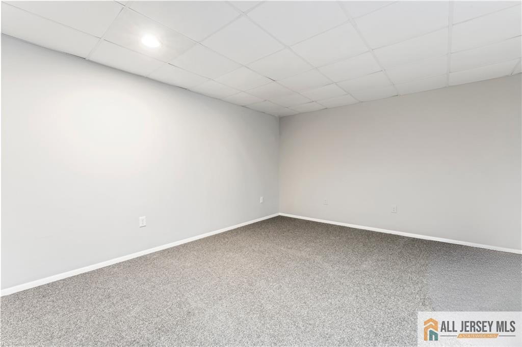 958 Prospect Street, Westfield, New Jersey image 42