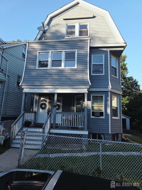 Apartment For Rent - 29 Irving Avenue #31<br/> Newark, NJ 07112