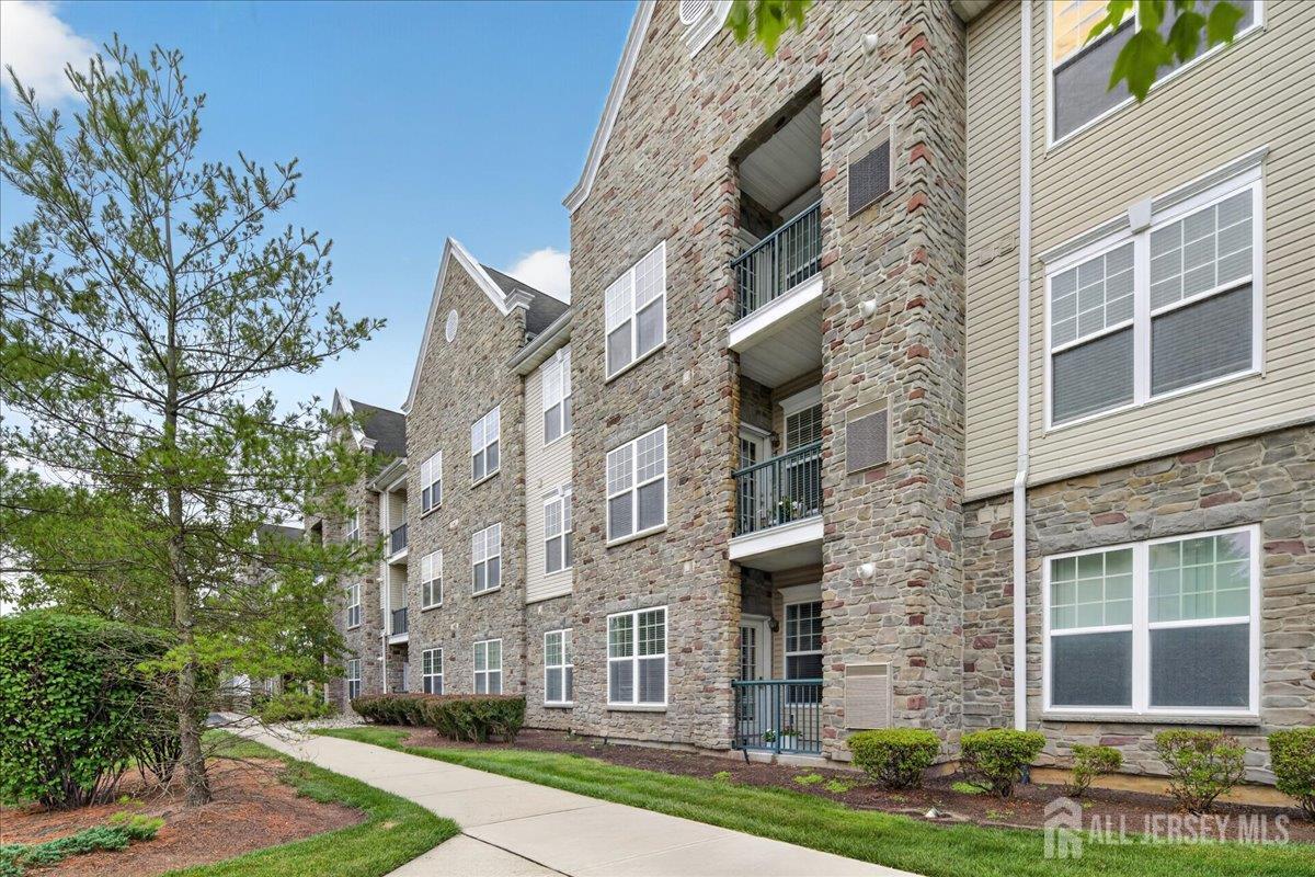 Photo 1 of 37 — 100 Middlesex Boulevard 314, Plainsboro, NJ 08536