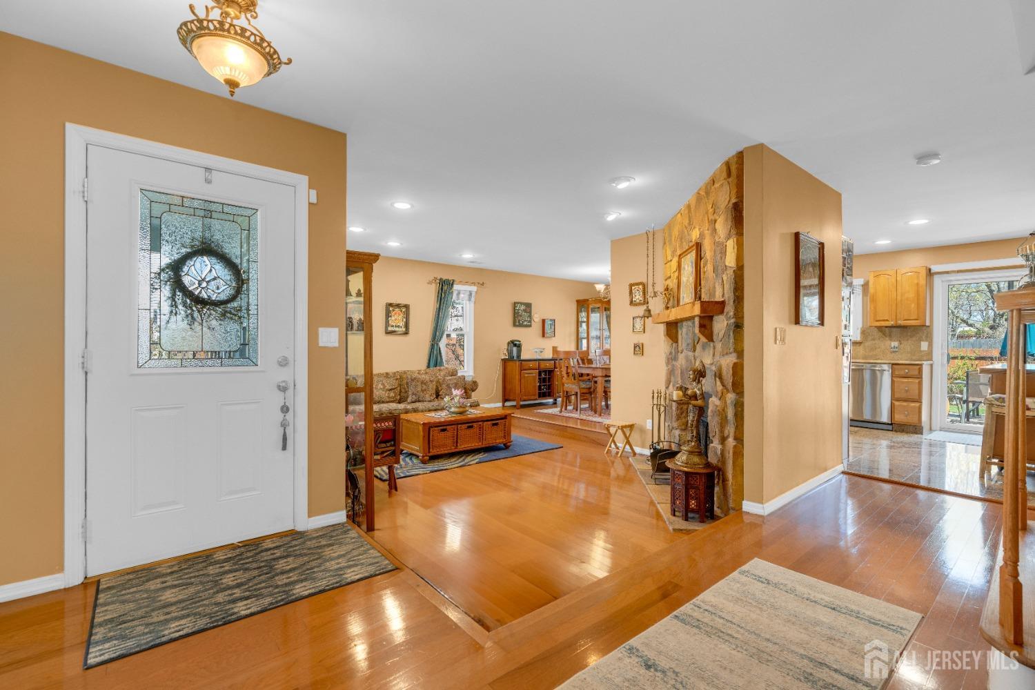 59 Sagamore Avenue, Edison, New Jersey image 7
