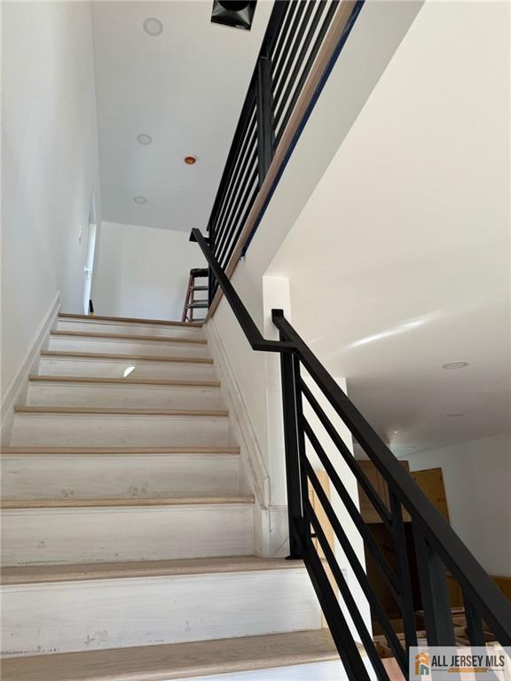 374 Oak Street, Perth Amboy, New Jersey image 14