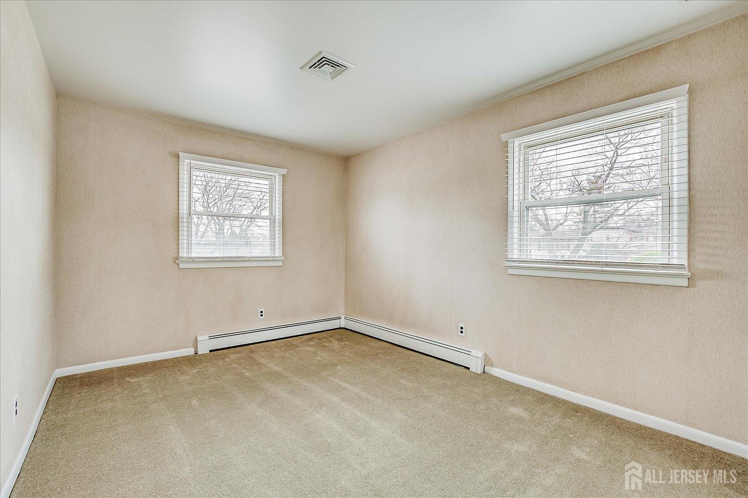 17 Hallo Street, Edison, New Jersey image 24