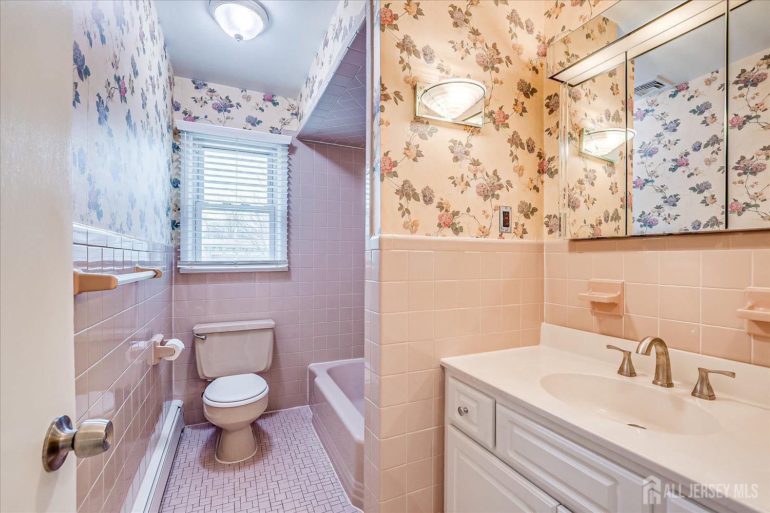17 Hallo Street, Edison, New Jersey image 30