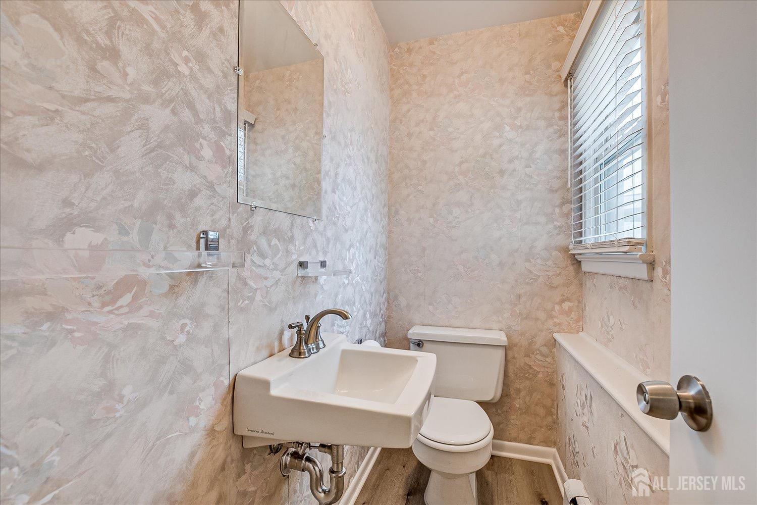 17 Hallo Street, Edison, New Jersey image 31