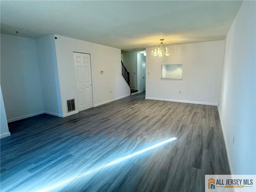 196 Hampshire Court #2196, Piscataway, New Jersey image 3