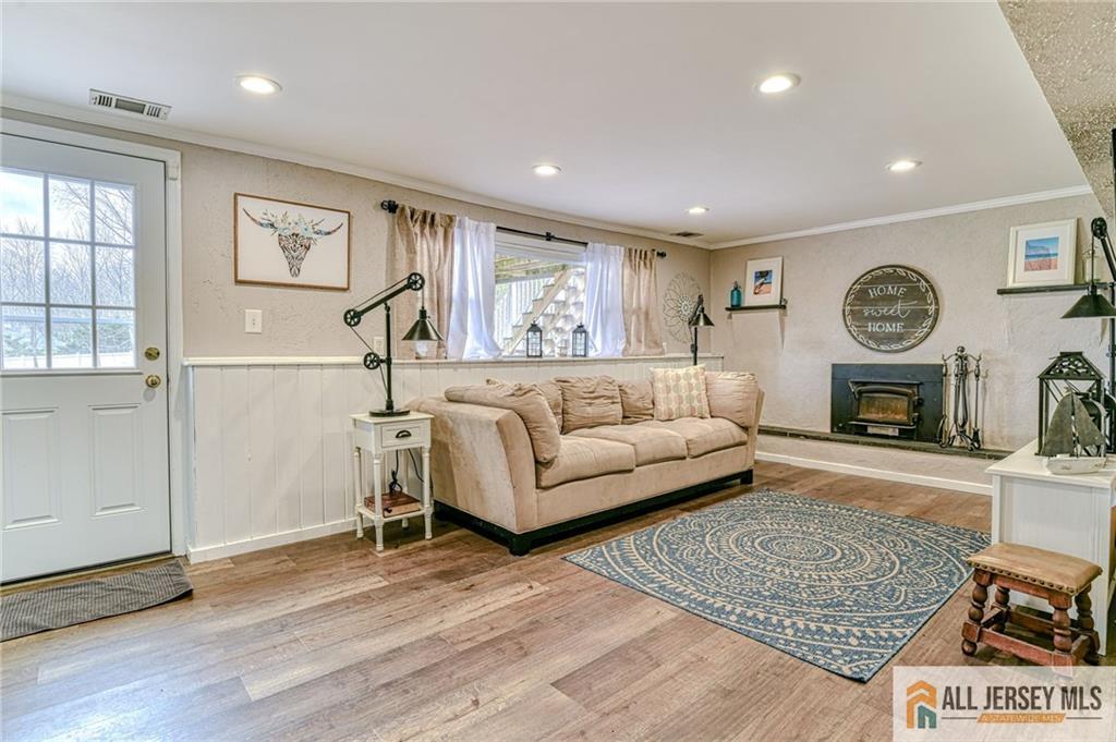 38 Frost Avenue, East Brunswick, New Jersey image 20
