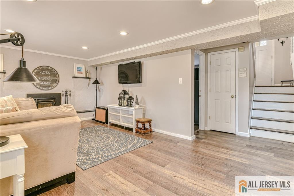 38 Frost Avenue, East Brunswick, New Jersey image 21
