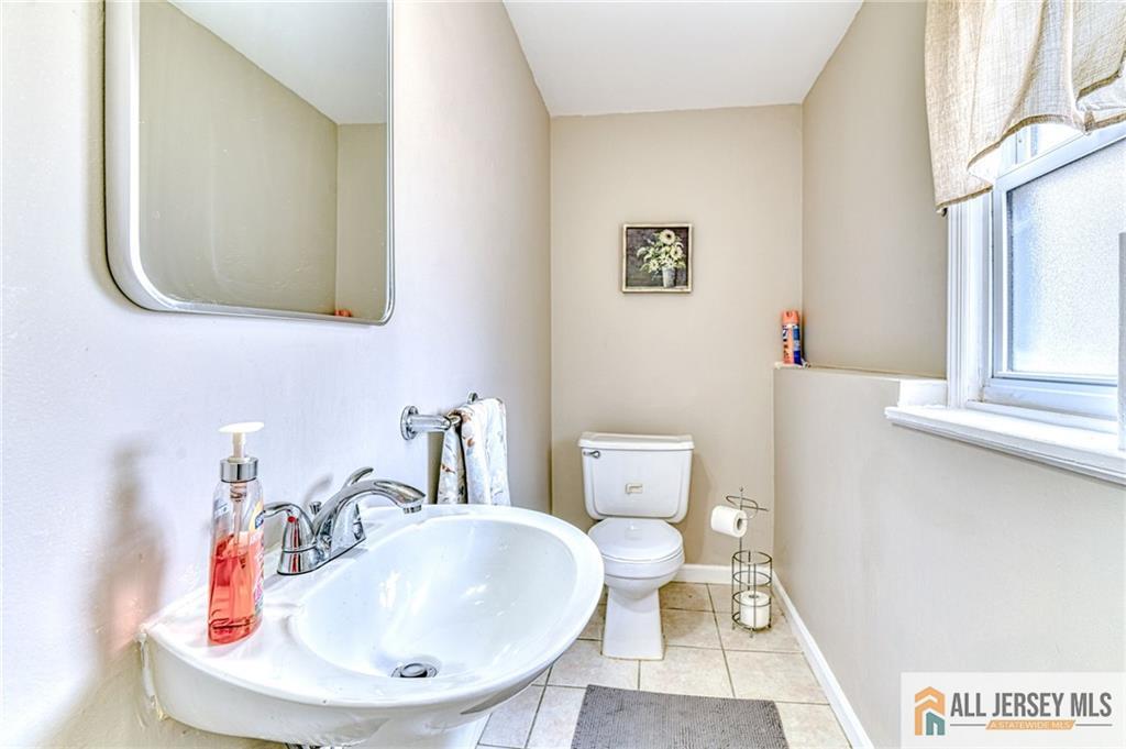 38 Frost Avenue, East Brunswick, New Jersey image 25