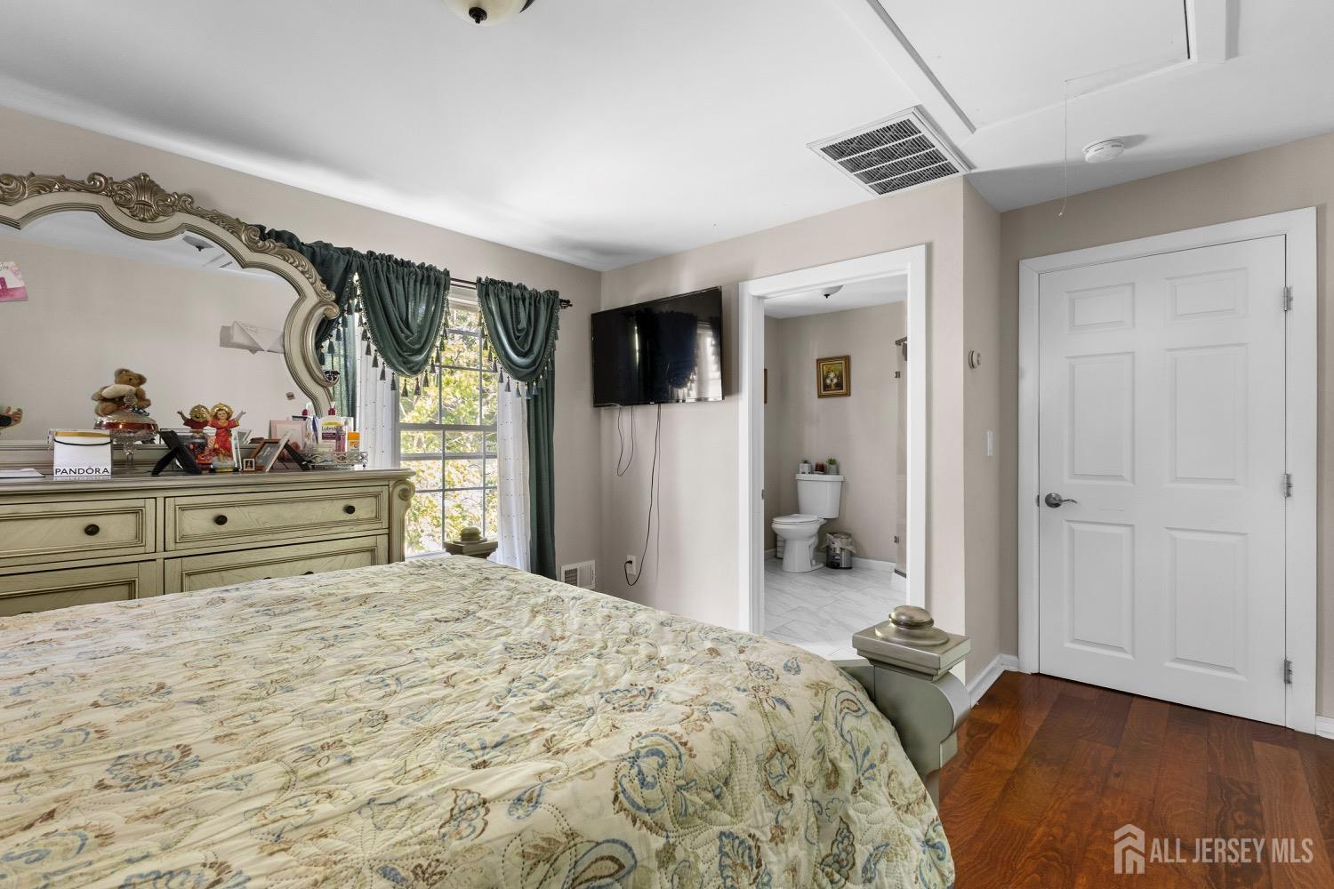 34 James Street, Middlesex, New Jersey image 21