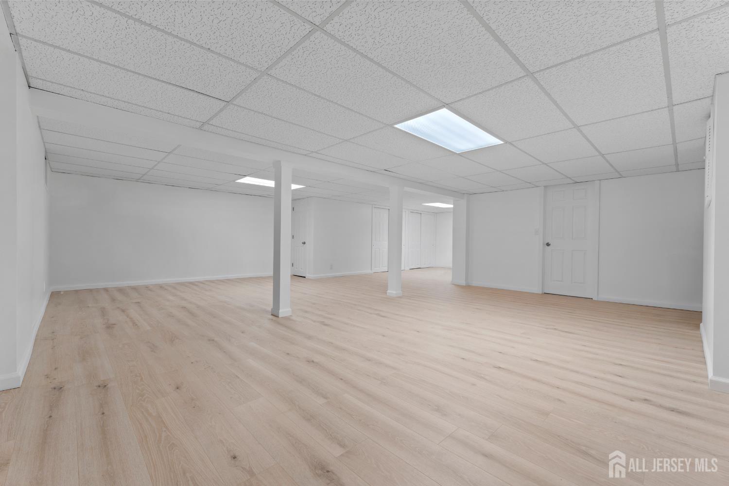 40 Montclair Avenue, Edison, New Jersey image 34