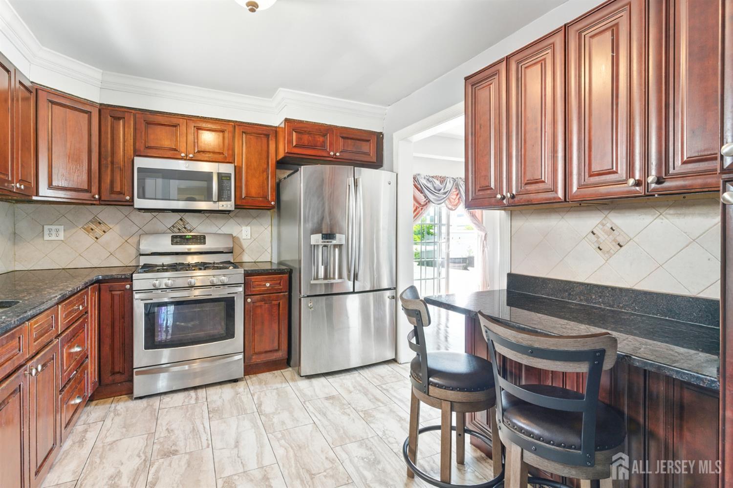 68 Pennsylvania Avenue, Perth Amboy, New Jersey image 23