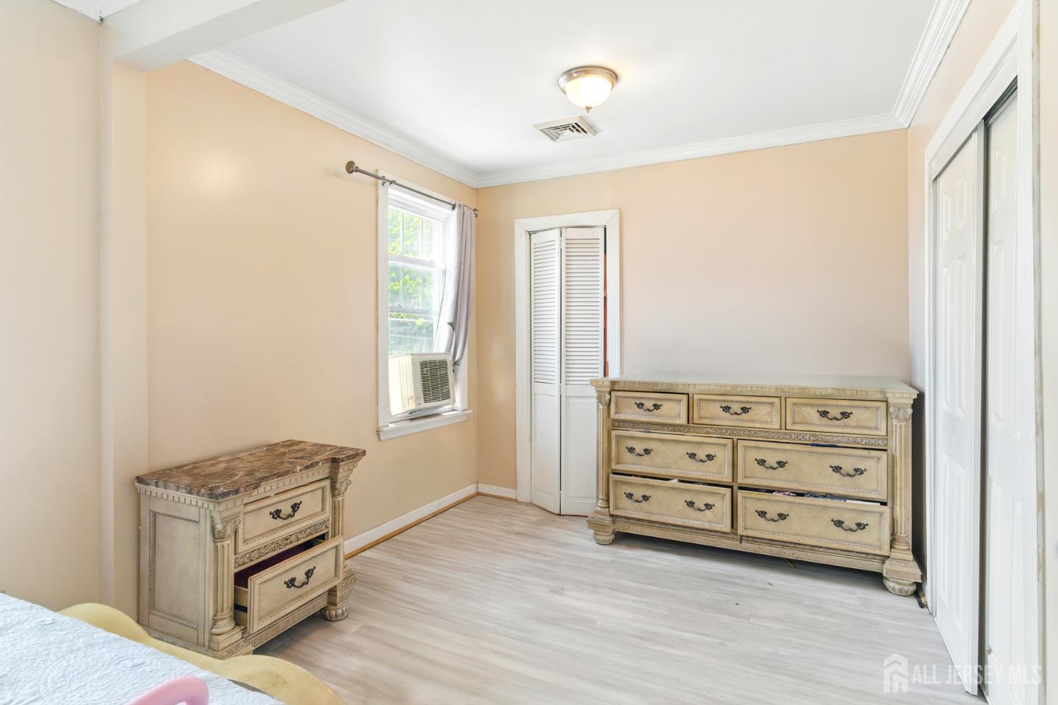 68 Pennsylvania Avenue, Perth Amboy, New Jersey image 27