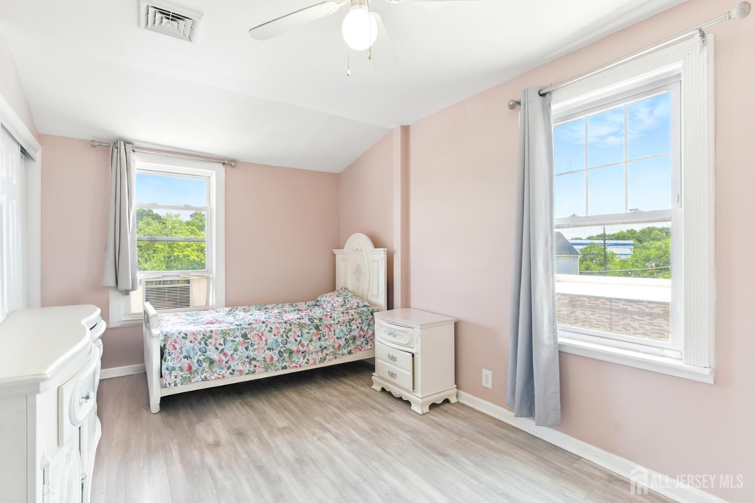 68 Pennsylvania Avenue, Perth Amboy, New Jersey image 28