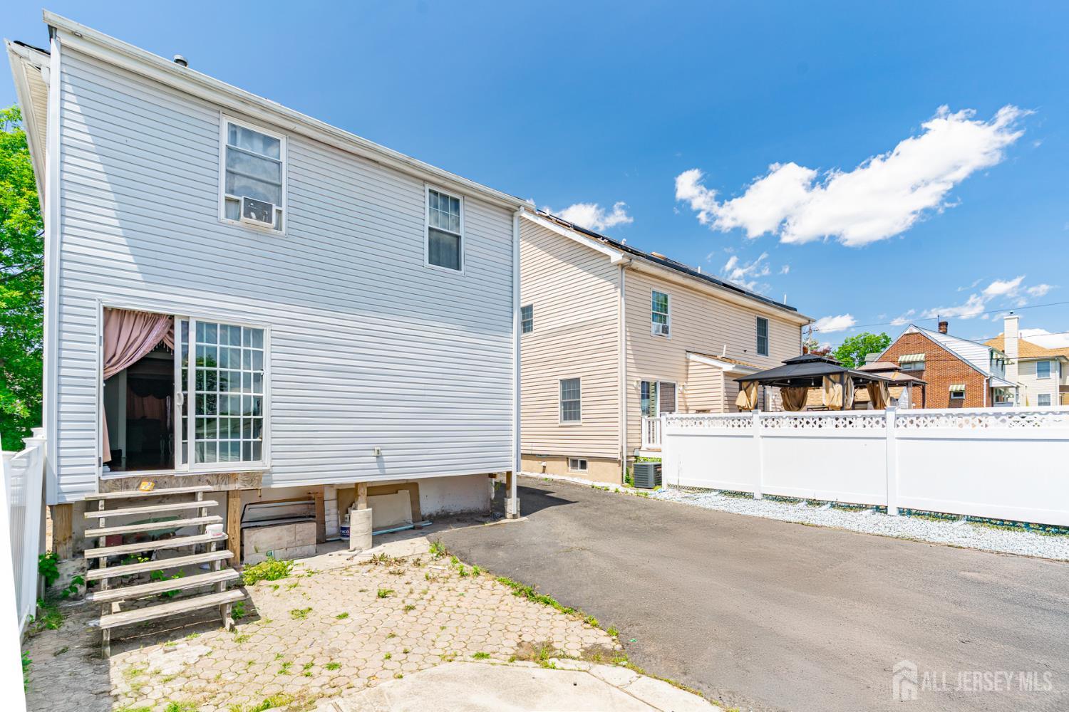 68 Pennsylvania Avenue, Perth Amboy, New Jersey image 4