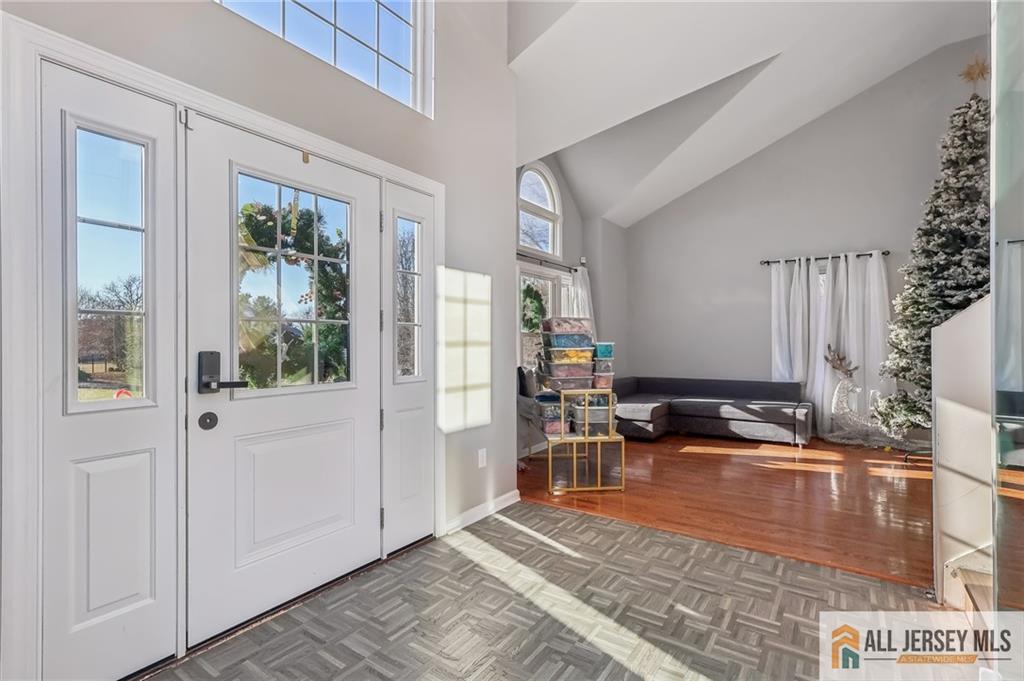 321 Snowgoose Lane, Harrison, New Jersey image 4
