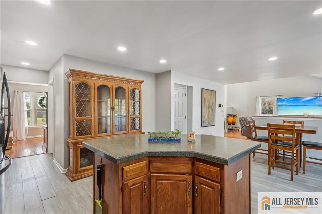 321 Snowgoose Lane, Harrison, New Jersey image 11