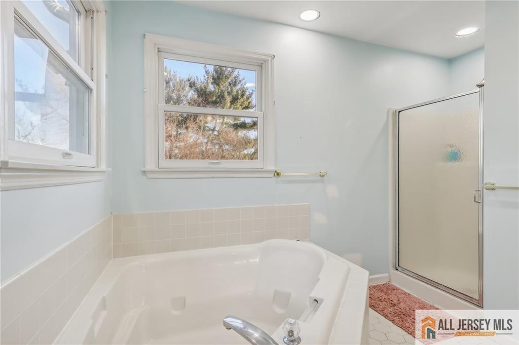 321 Snowgoose Lane, Harrison, New Jersey image 17