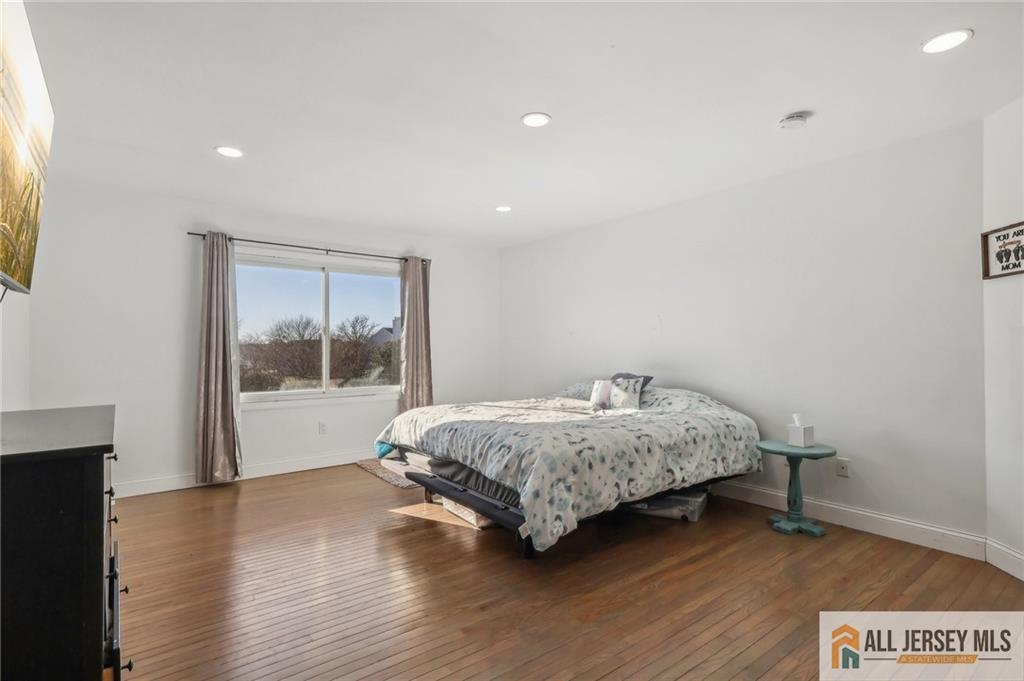 321 Snowgoose Lane, Harrison, New Jersey image 15
