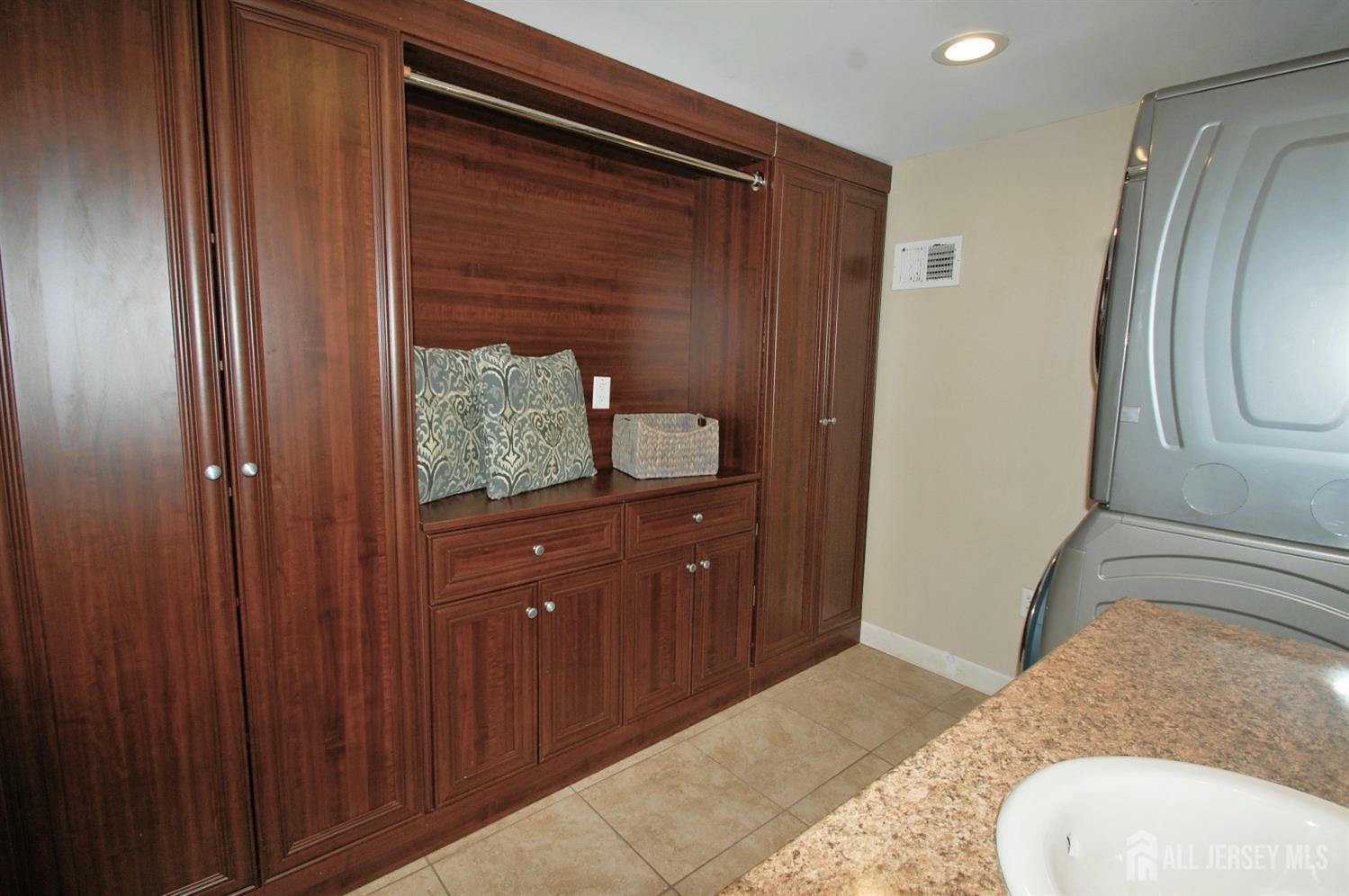 1756 Union Avenue, Hazlet, New Jersey image 17