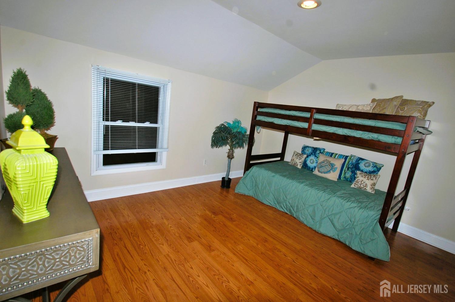 1756 Union Avenue, Hazlet, New Jersey image 32