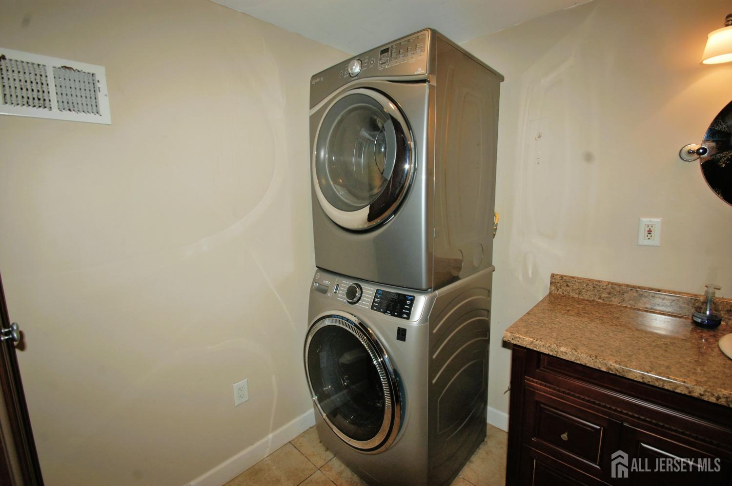 1756 Union Avenue, Hazlet, New Jersey image 19