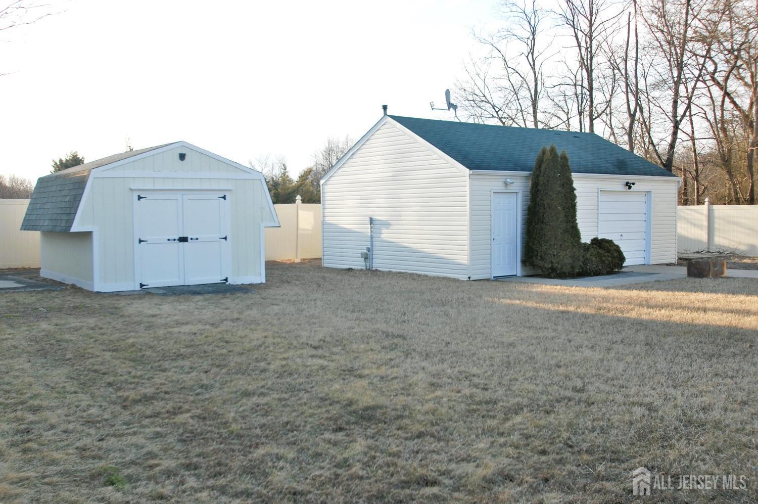 1756 Union Avenue, Hazlet, New Jersey image 42