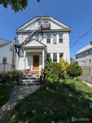 924 MONROE AVE, ELIZABETH, NJ 07201 - Image cc467ddab0812906100d266da4e98e00/1454618710