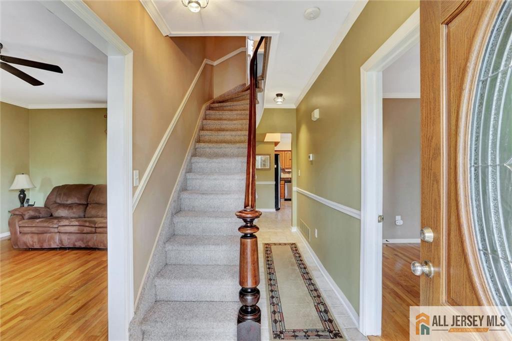 43 Railroad Avenue, Helmetta, New Jersey image 3