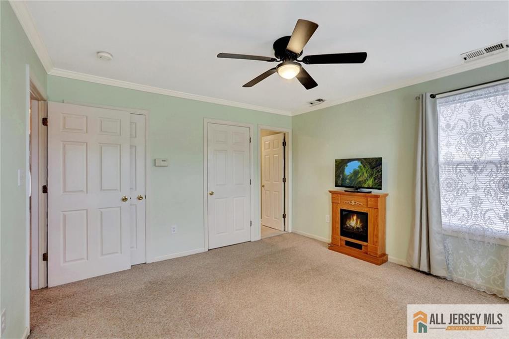 43 Railroad Avenue, Helmetta, New Jersey image 16