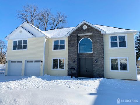 Homes For Sale - 7 Vale Street<br/> Edison, NJ 08817