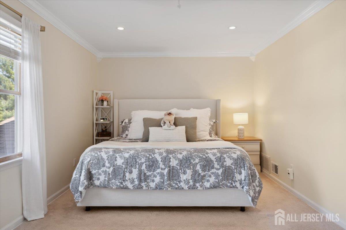 675 Raritan Road, Clark, New Jersey image 25