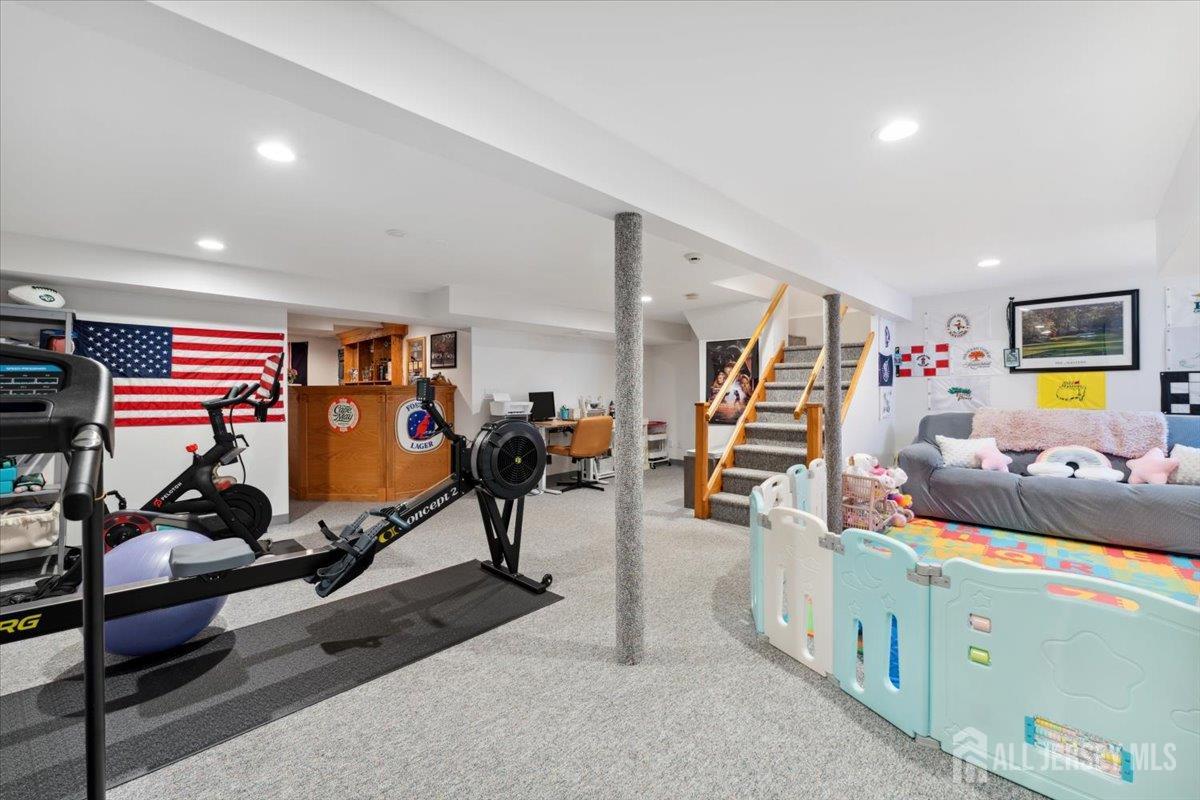 675 Raritan Road, Clark, New Jersey image 44