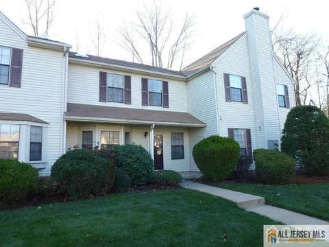 Townhouse For Rent - 3304 Stonehedge Road<br/> Edison, NJ 08820