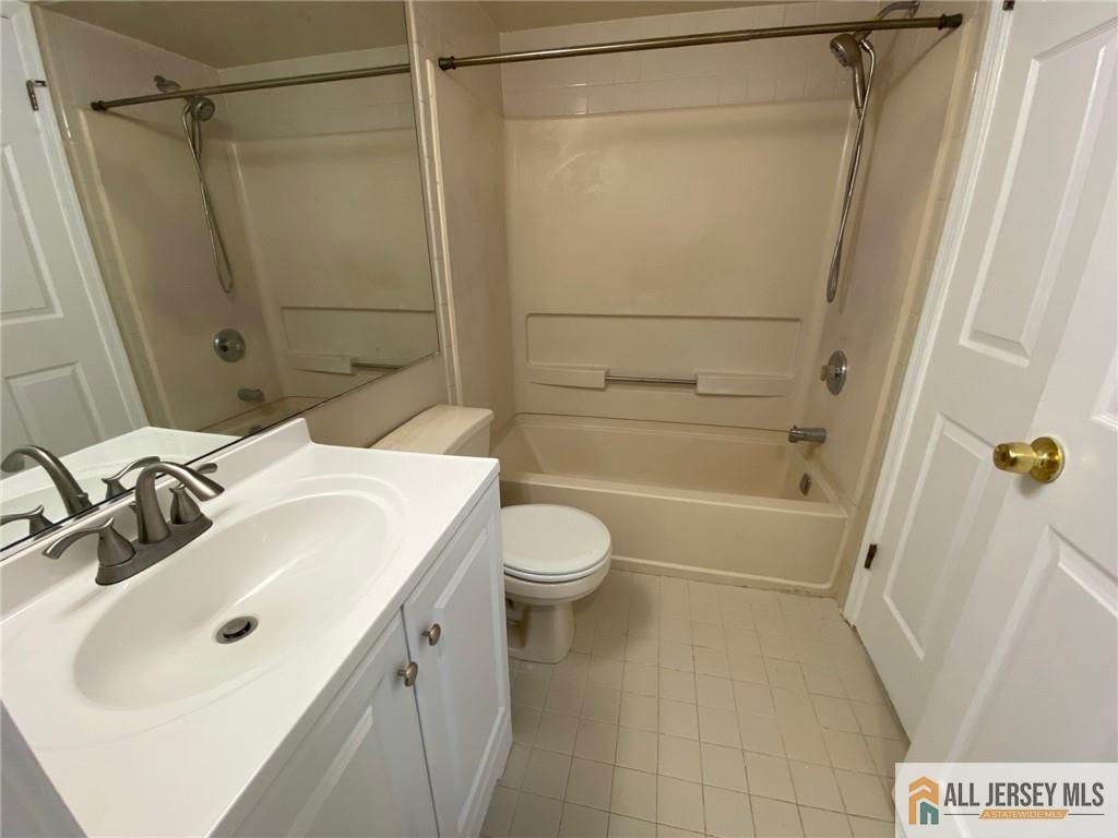 121 Waterford Drive, Edison, New Jersey image 16