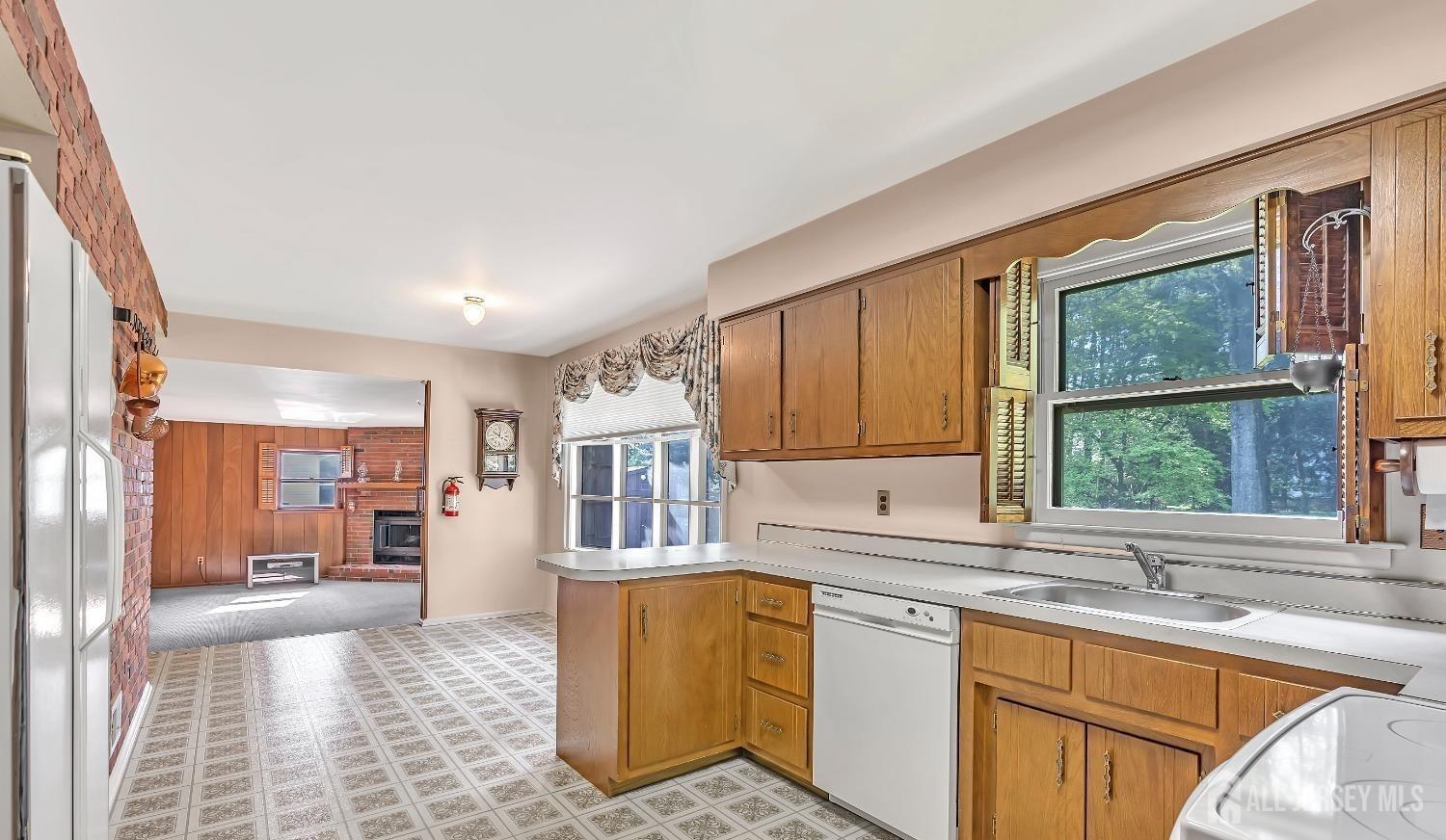 3996 Park Avenue, Edison, New Jersey image 7