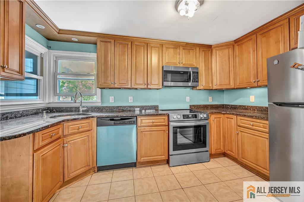 146 Arlington Drive, Fords, New Jersey image 12