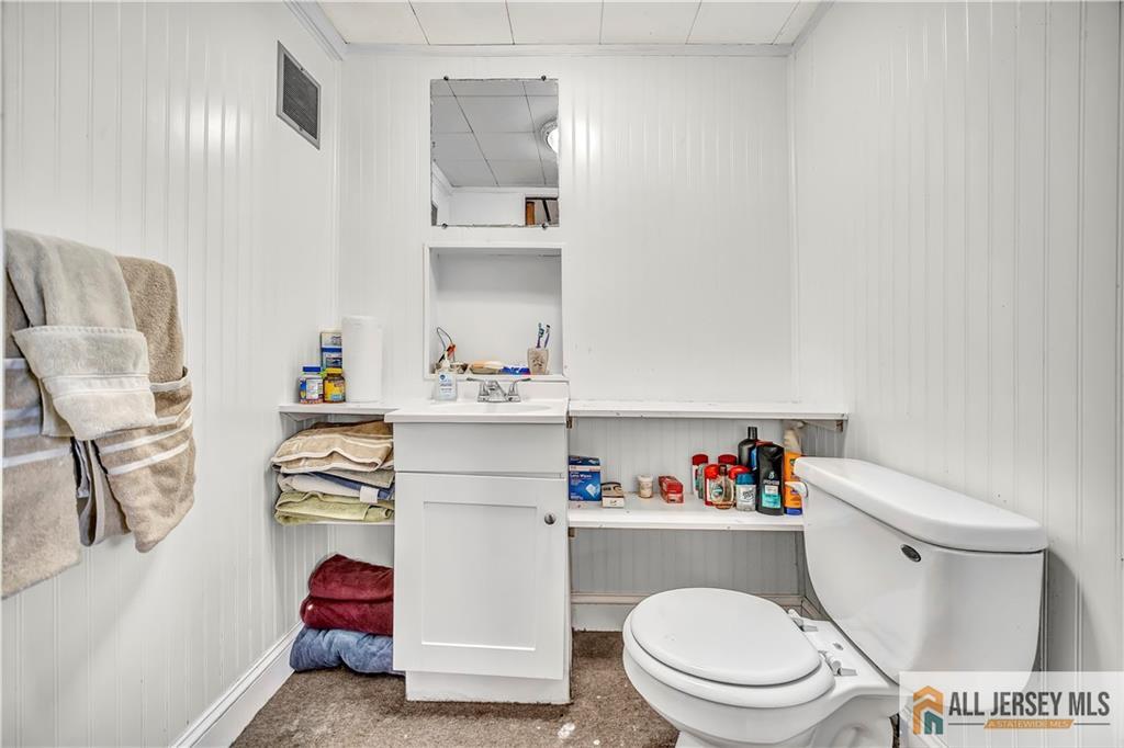 146 Arlington Drive, Fords, New Jersey image 25
