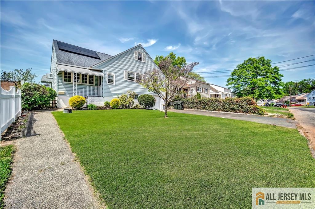 146 Arlington Drive, Fords, New Jersey image 4