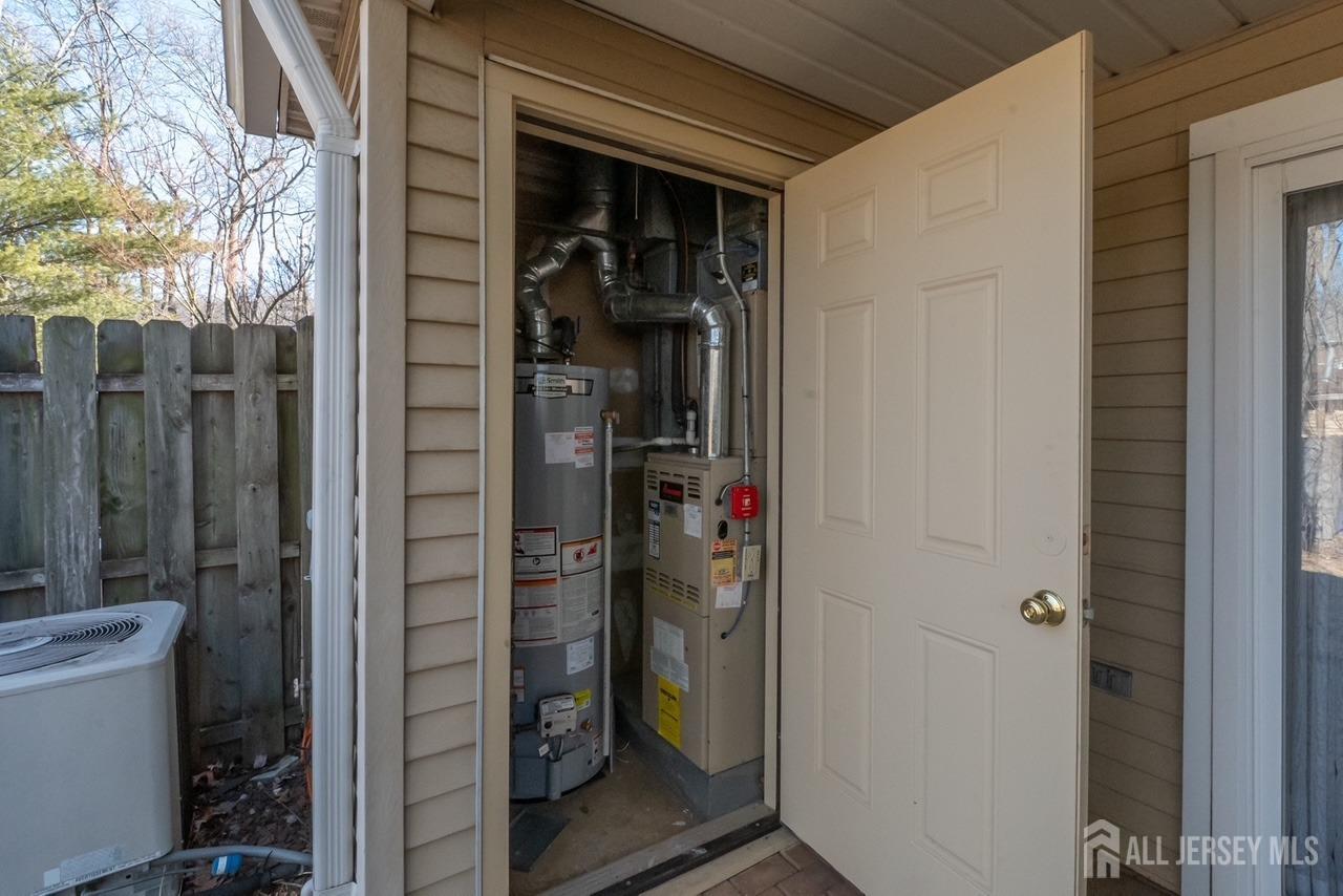 216 Yorkshire Court, Old Bridge, New Jersey image 27