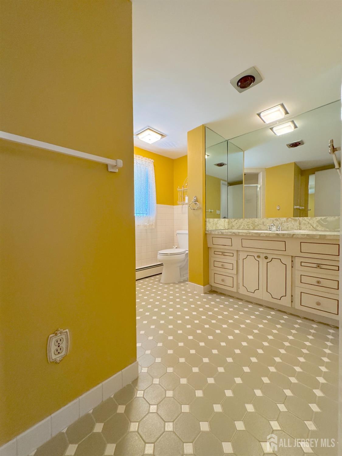 67 Park Avenue, Iselin, New Jersey image 21