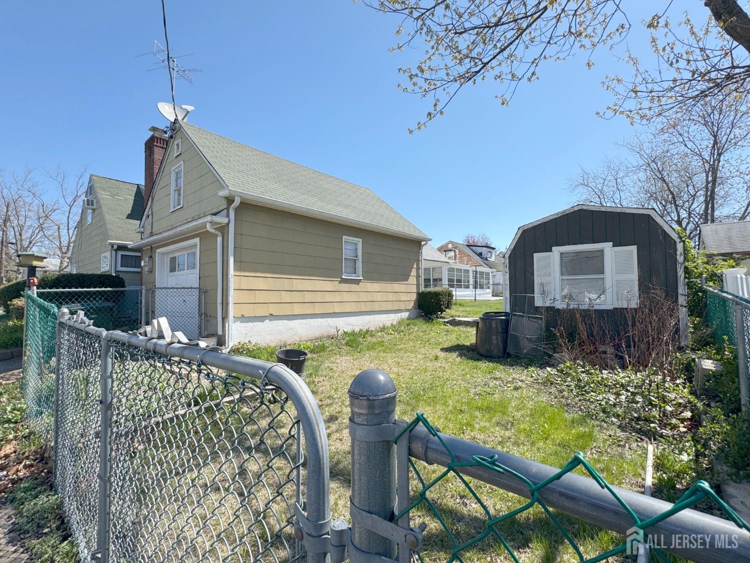 67 Park Avenue, Iselin, New Jersey image 25