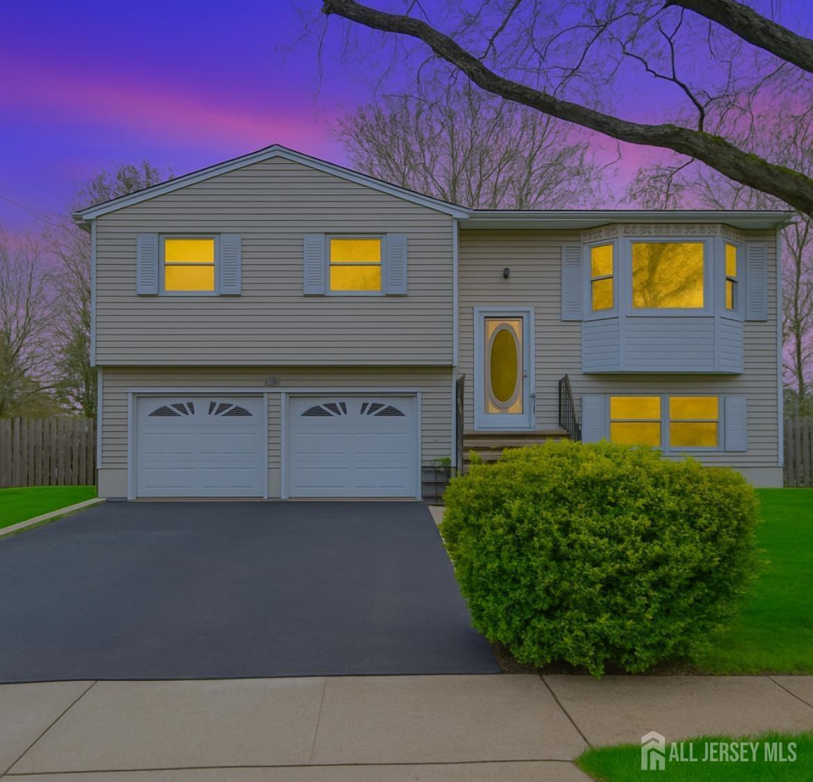 15 Heidi Drive, Fords, New Jersey image 1