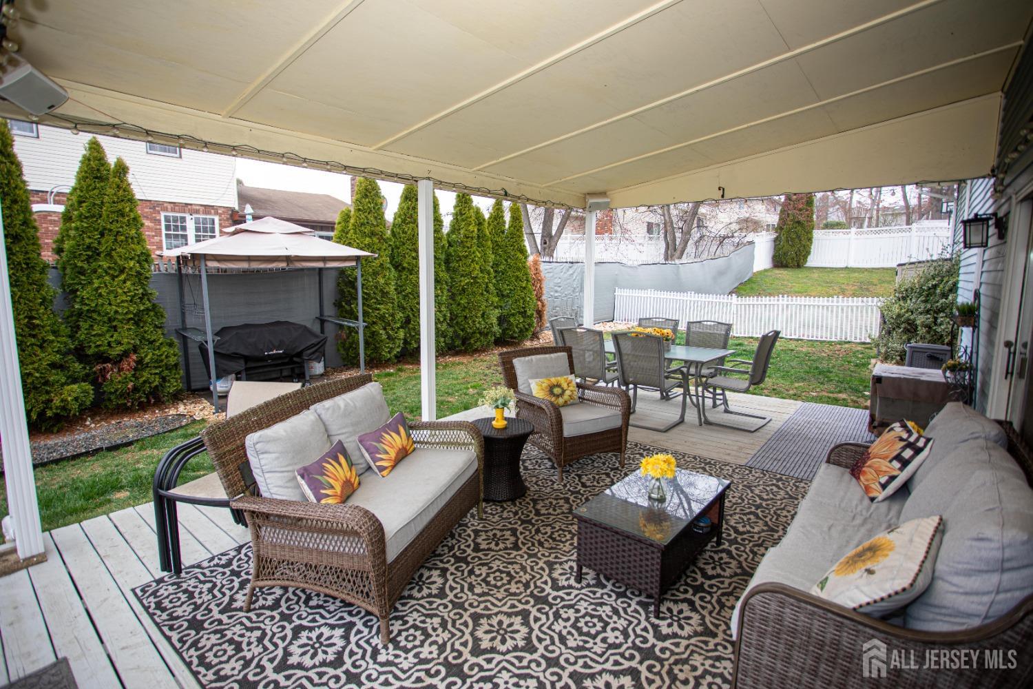 1 Wisz Place, Sayreville, New Jersey image 14