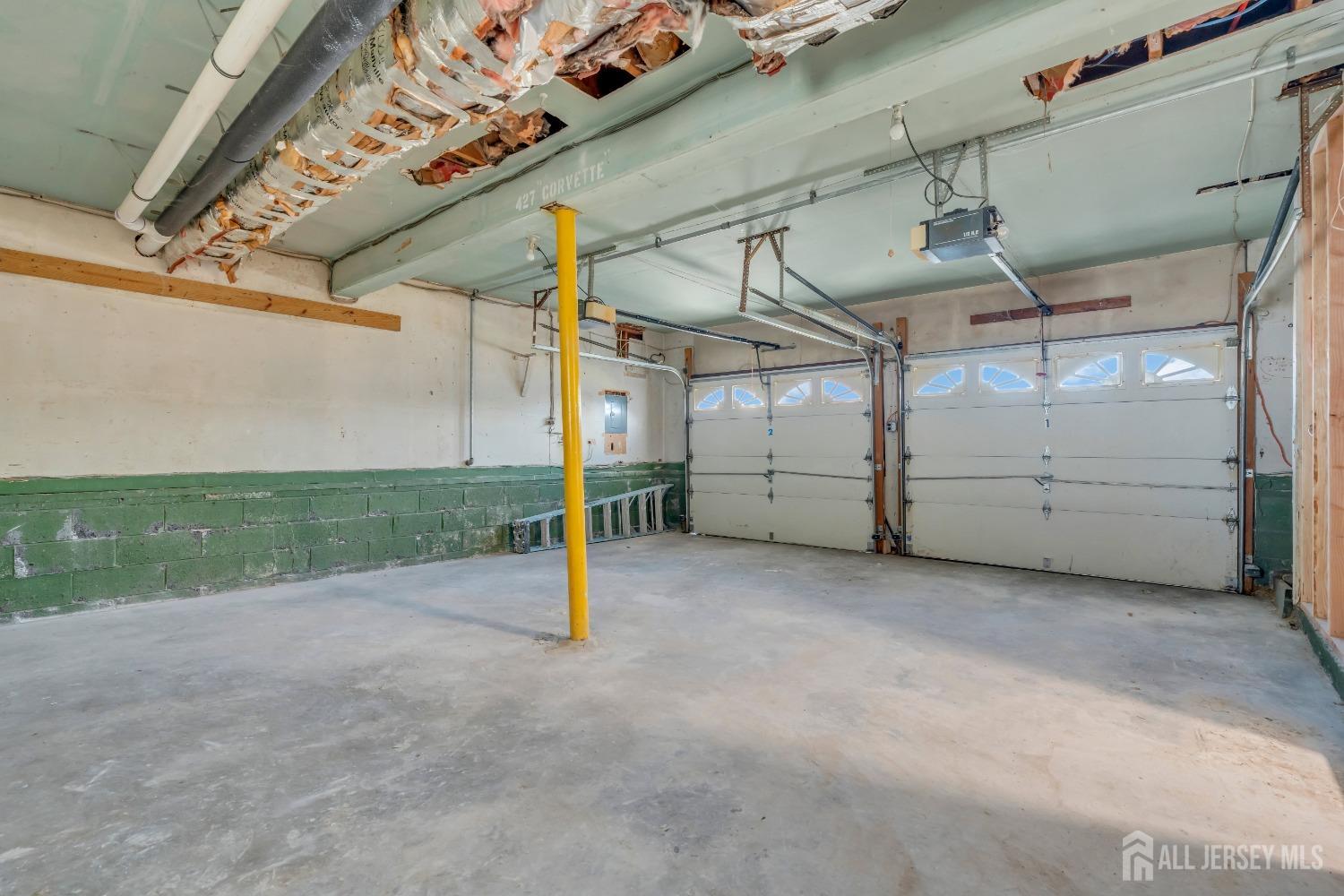 18 Velikan Place, Edison, New Jersey image 42