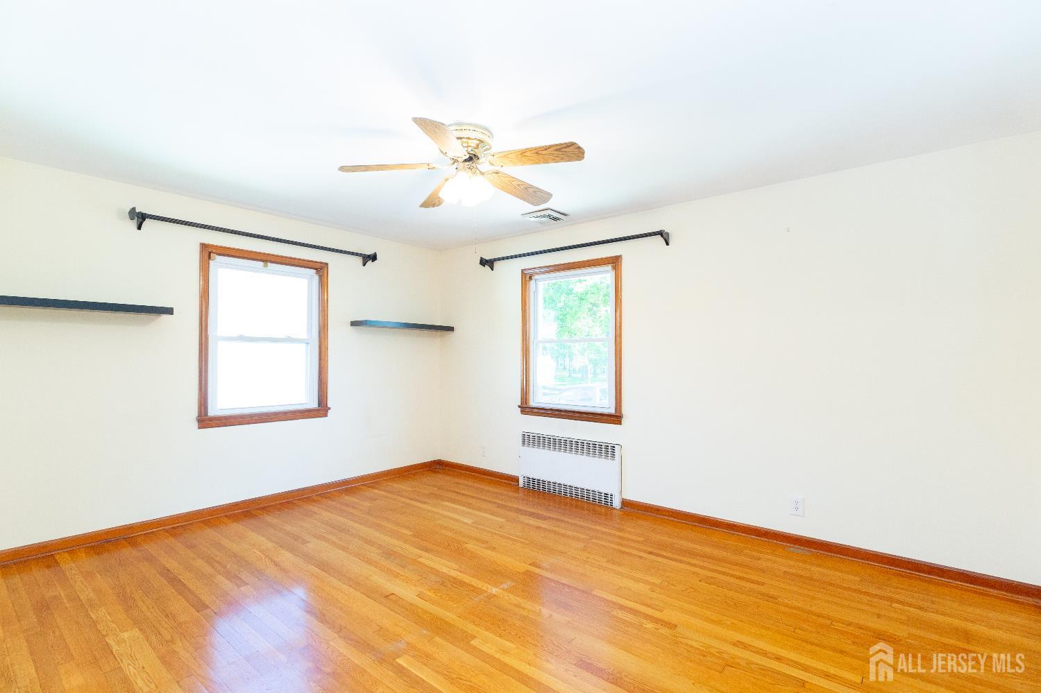 2624 Tremley Point Road, Linden, New Jersey image 13